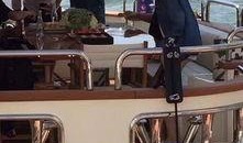 女生爆料王思聪游艇视频,独家视频曝光，奢华生活引热议